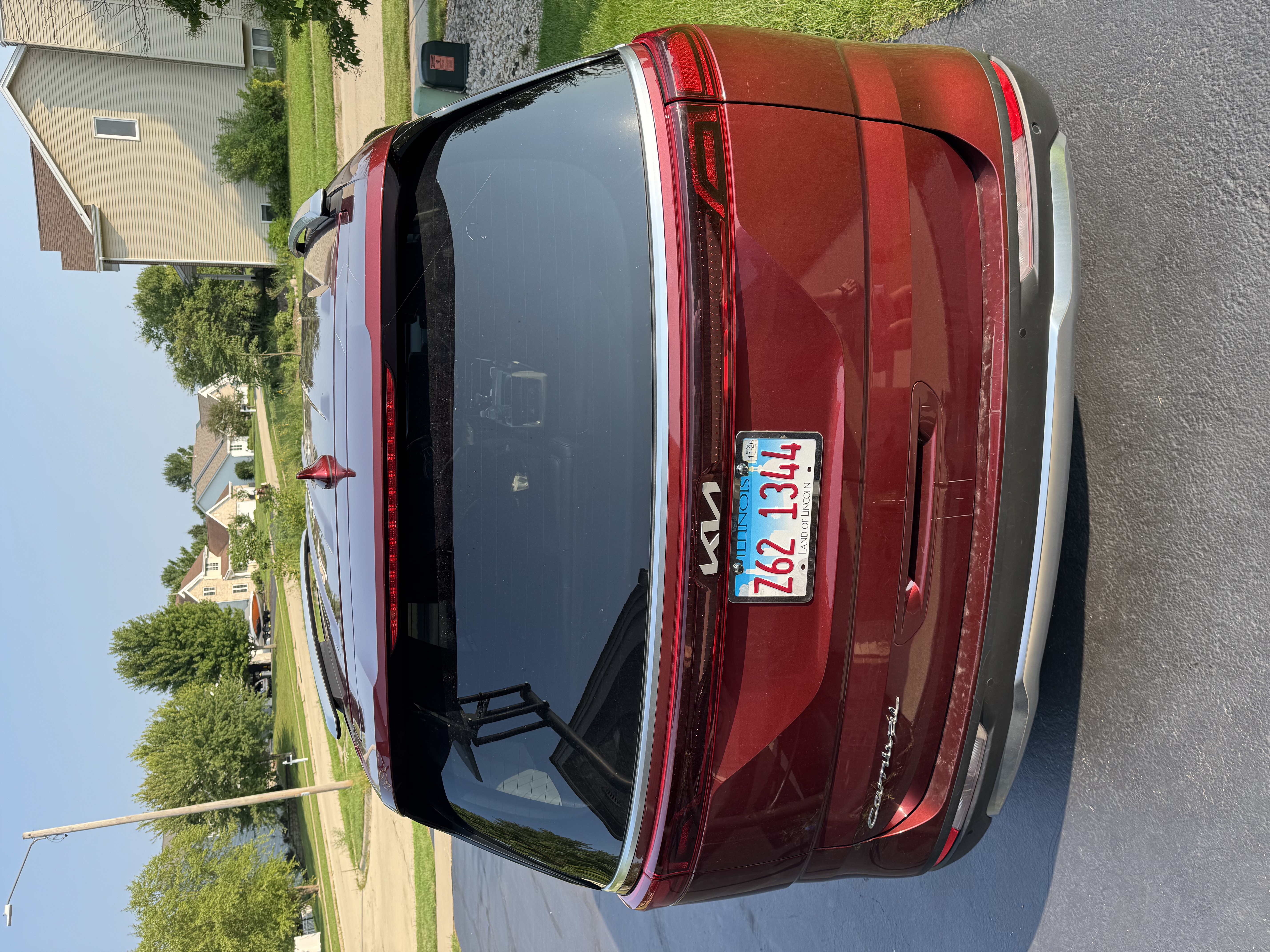 Used 2022 Kia Carnival SX FWD image 4