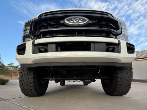 Used 2021 Ford F250 Lariat AWD/4WD image 5