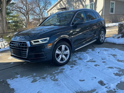 Used 2018 Audi Q5 2.0T Premium Plus w/ Premium Plus Package image 6