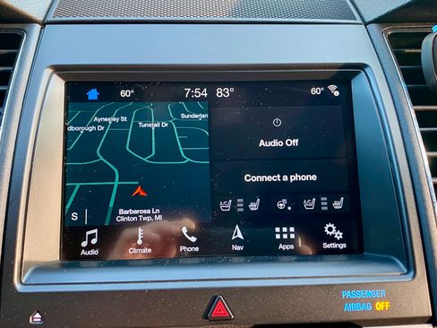 Used 2018 Ford Taurus SHO AWD/4WD image 8