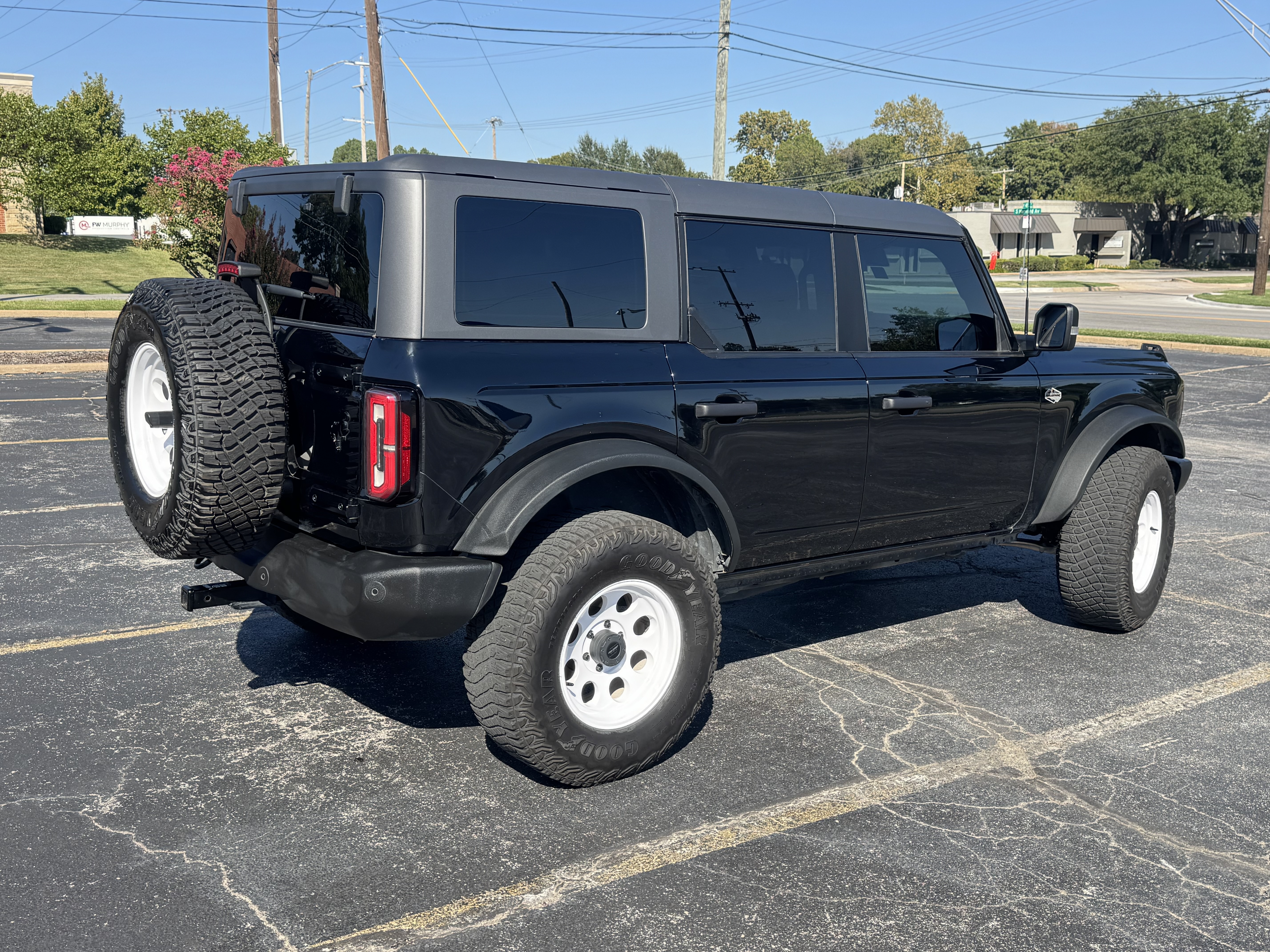 Used 2023 Ford Bronco Wildtrak AWD/4WD image 9
