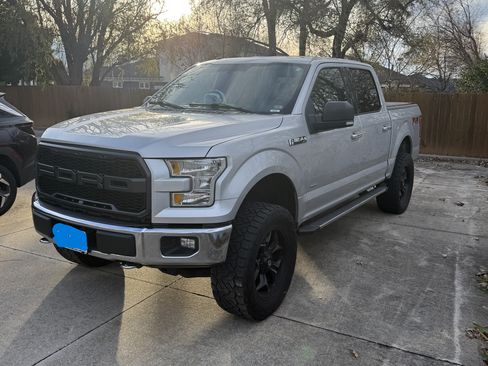 Used 2016 Ford F150 XLT w/ Equipment Group 302A Luxury image 5