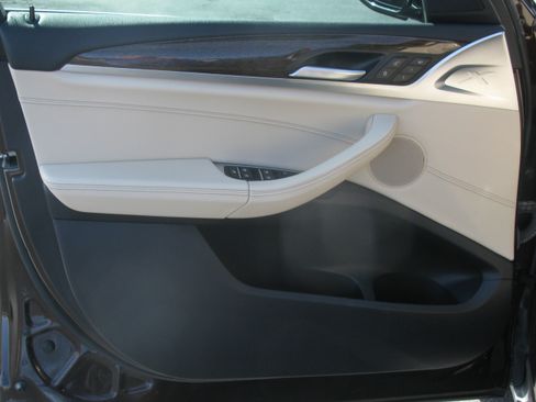 Used 2019 BMW X3 xDrive30i w/ Driving Assistance Package image 19