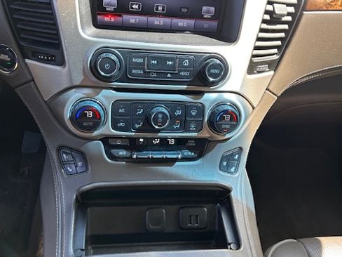 Used 2015 GMC Yukon XL Denali w/ Open Road Package AWD/4WD image 17