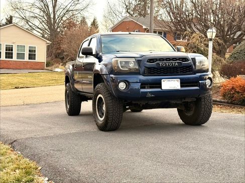 Used 2008 Toyota Tacoma 4x4 Double Cab image 2
