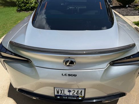 Used 2018 Lexus LC 500 Coupe w/ Touring Package RWD image 12