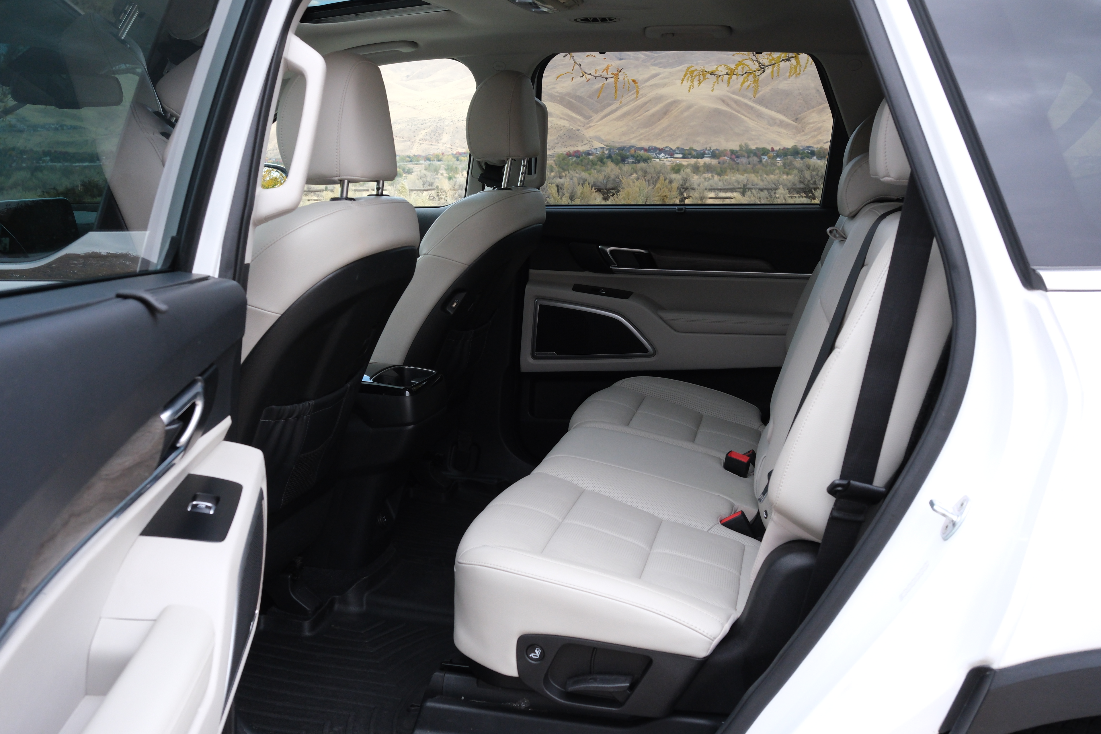 Used 2020 Kia Telluride EX FWD image 17