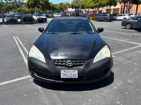 Used 2011 Hyundai Genesis 2.0T RWD image 9