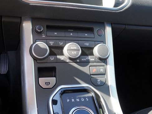 Used 2016 Land Rover Range Rover Evoque SE Premium image 22