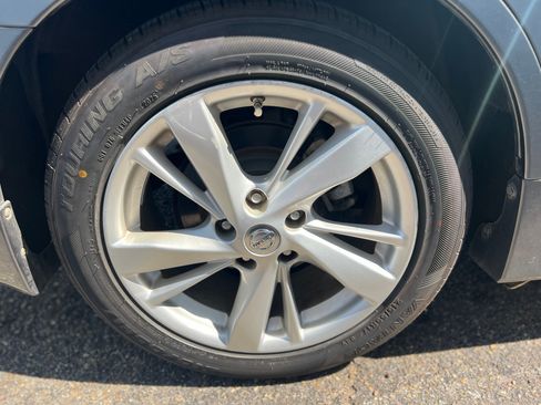 Used 2015 Nissan Altima 2.5 SV w/ Convenience Package FWD image 17