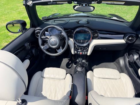 Used 2022 MINI Cooper S w/ Driver Assistance Package FWD image 6