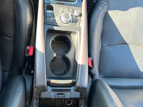 Used 2018 MAZDA MAZDA3 Grand Touring w/ Premium Equipment Package image 18