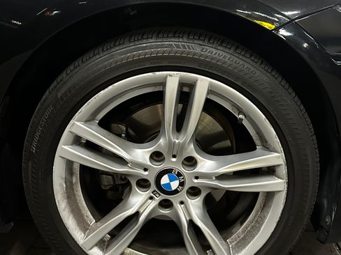Used 2017 BMW 330i xDrive Wagon AWD/4WD image 12