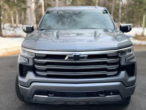 Used 2026 Chevrolet Silverado 1500 High Country w/ Technology Package AWD/4WD image 8