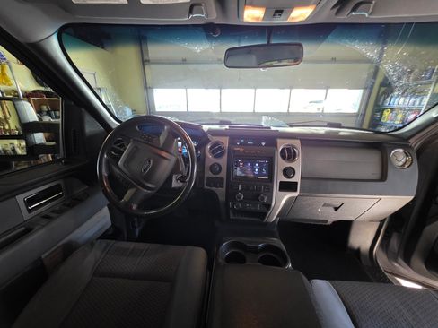 Used 2011 Ford F150 XLT w/ XLT Convenience Pkg image 9