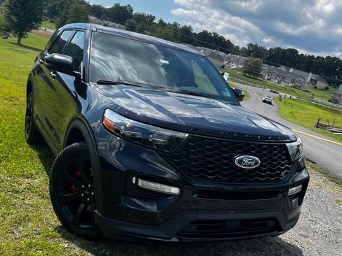 Used 2024 Ford Explorer ST w/ Equipment Group 401A AWD/4WD image 1