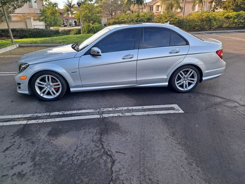 Used 2012 Mercedes-Benz C 250 Sedan image 17
