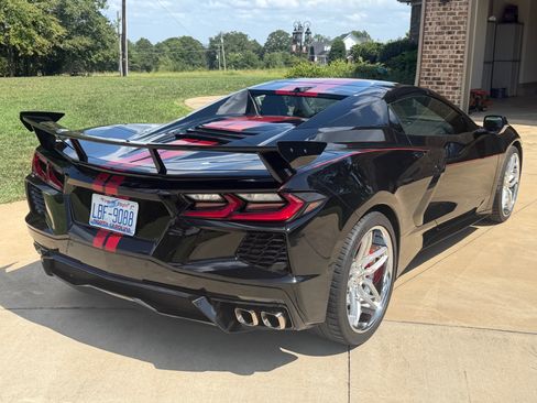 Used 2021 Chevrolet Corvette Stingray Premium Conv w/ Z51 Performance Package RWD image 5