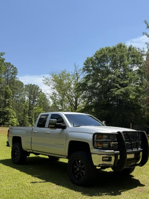 Used 2015 Chevrolet Silverado 1500 LT w/ All Star Edition AWD/4WD image 13