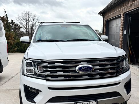 Used 2019 Ford Expedition Max XLT w/ Equipment Group 202A image 2