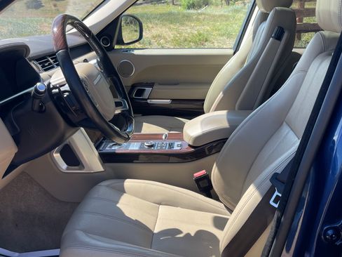 Used 2017 Land Rover Range Rover HSE AWD/4WD image 9