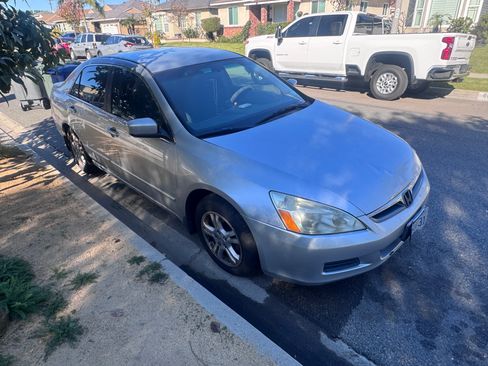 Used 2007 Honda Accord SE image 2