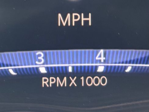 Used 2025 Jeep Grand Cherokee L Limited w/ Luxury Tech Group II image 11