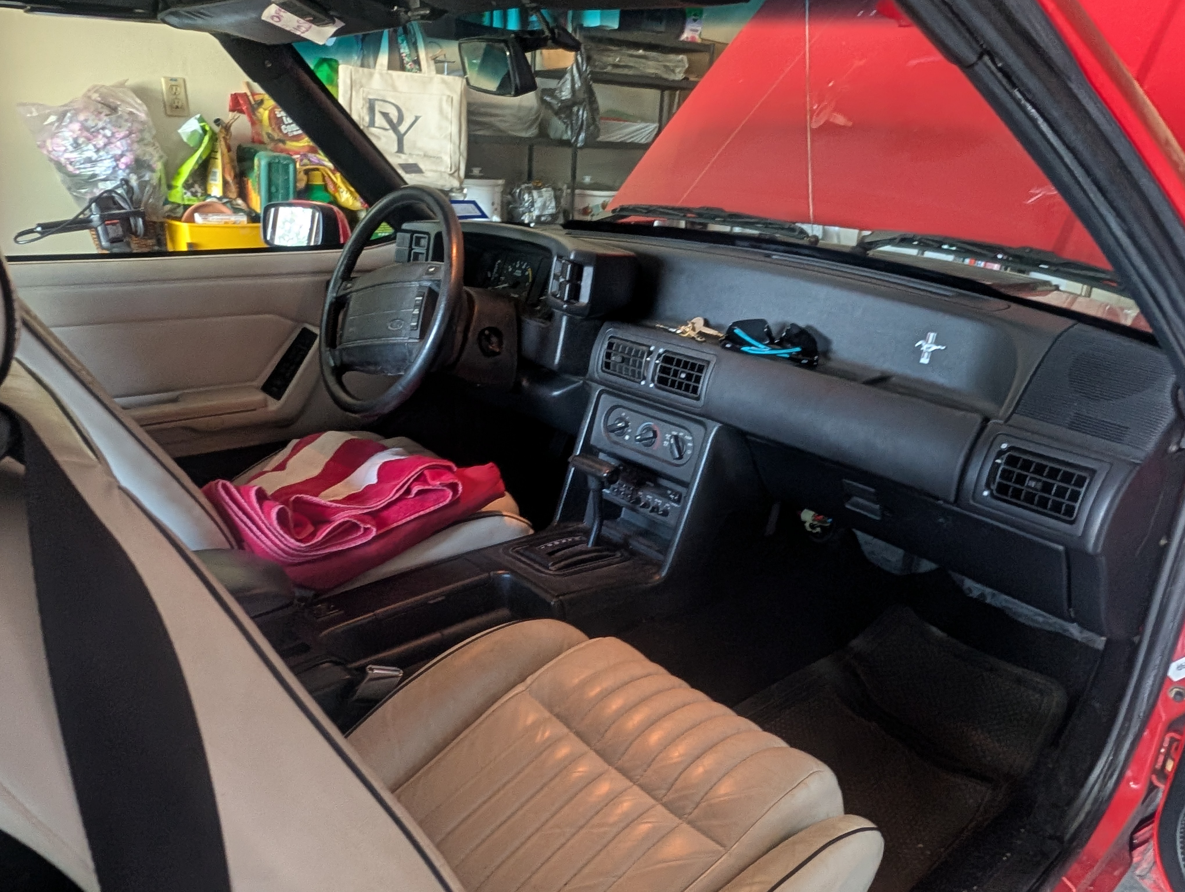 Used 1992 Ford Mustang LX RWD image 2