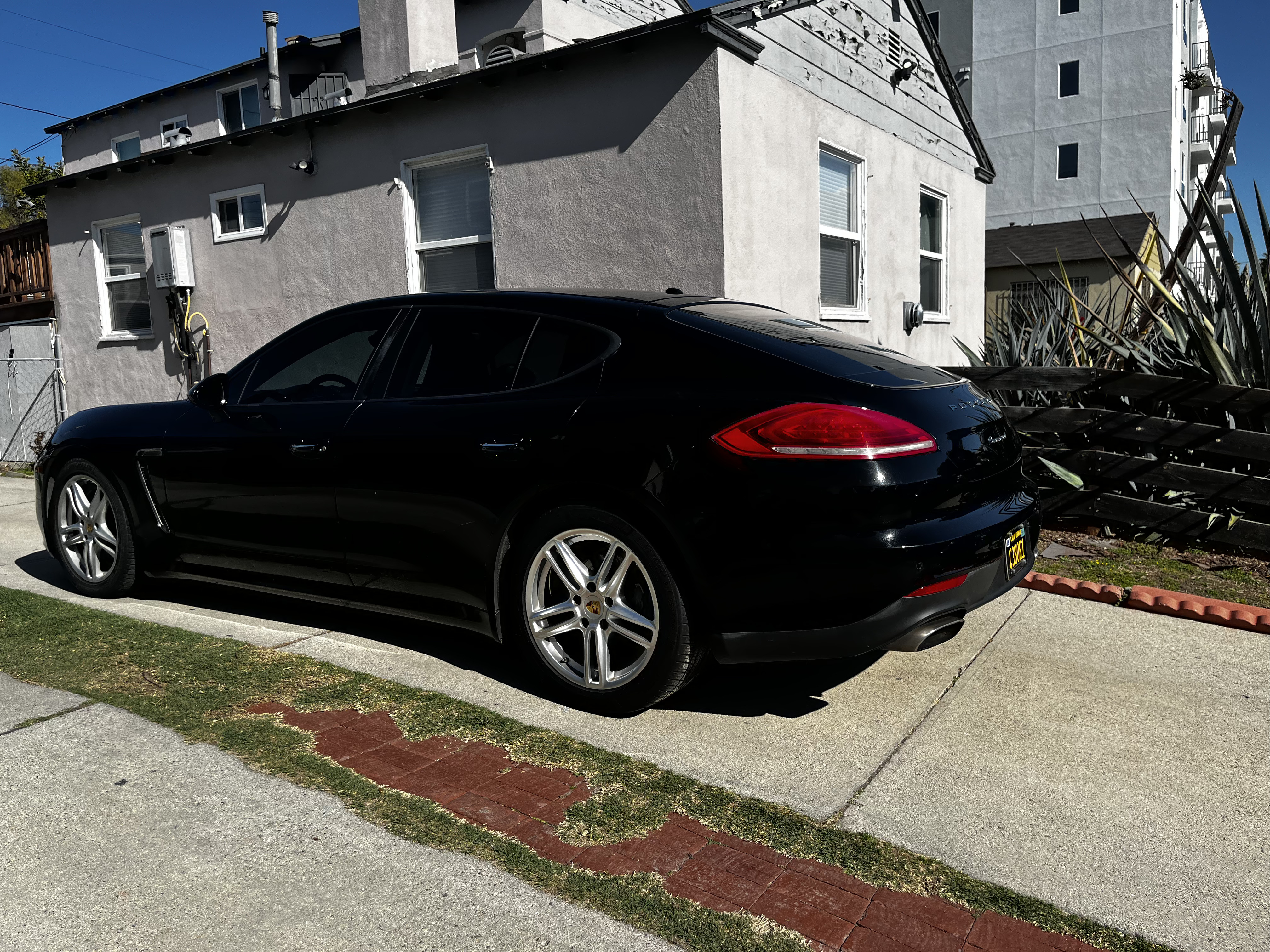 Used 2014 Porsche Panamera image 5
