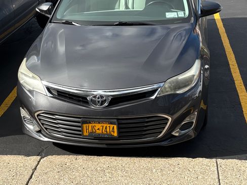 Used 2014 Toyota Avalon XLE Premium image 1