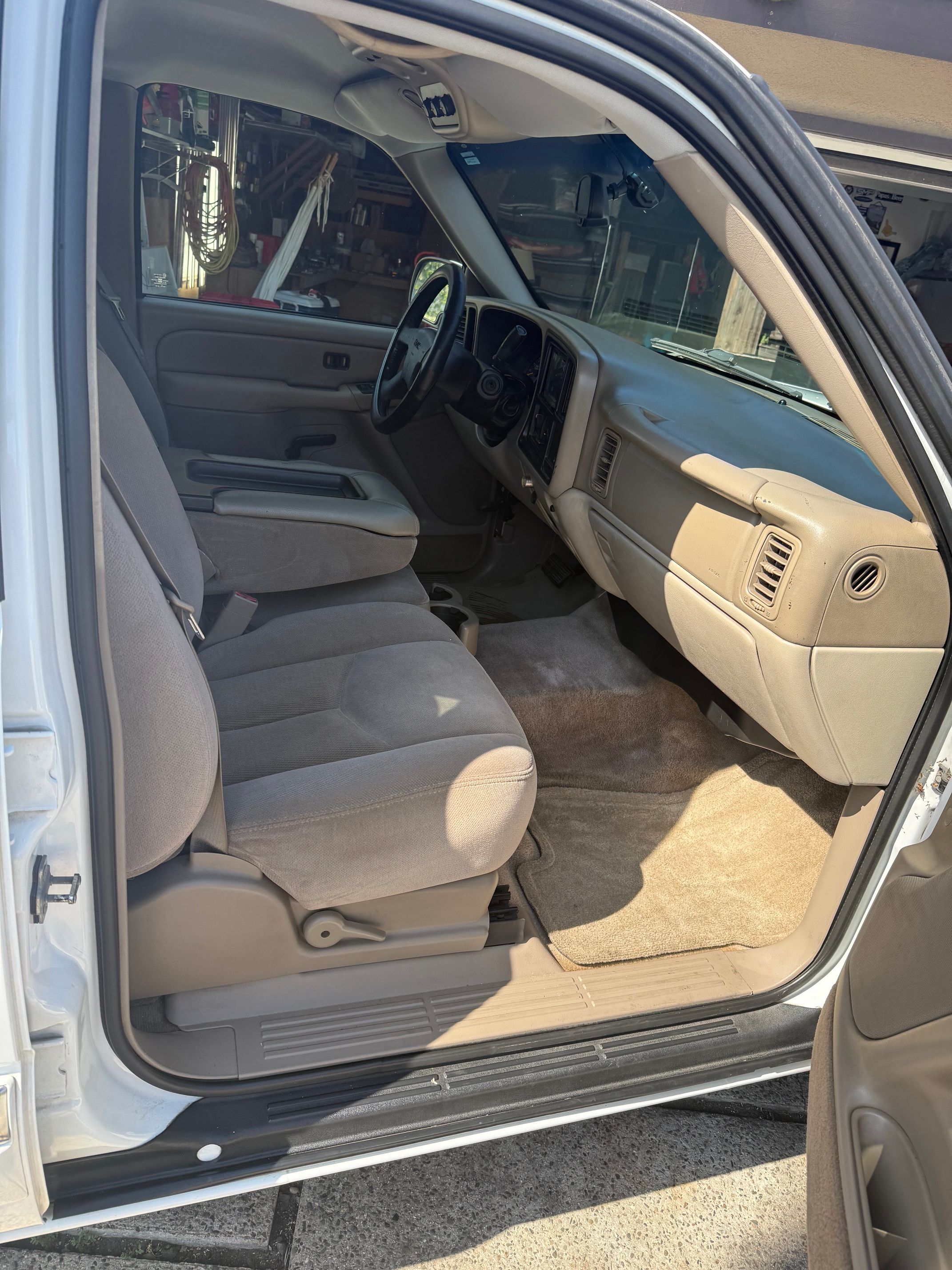 Used 2004 GMC Yukon SLE RWD image 18