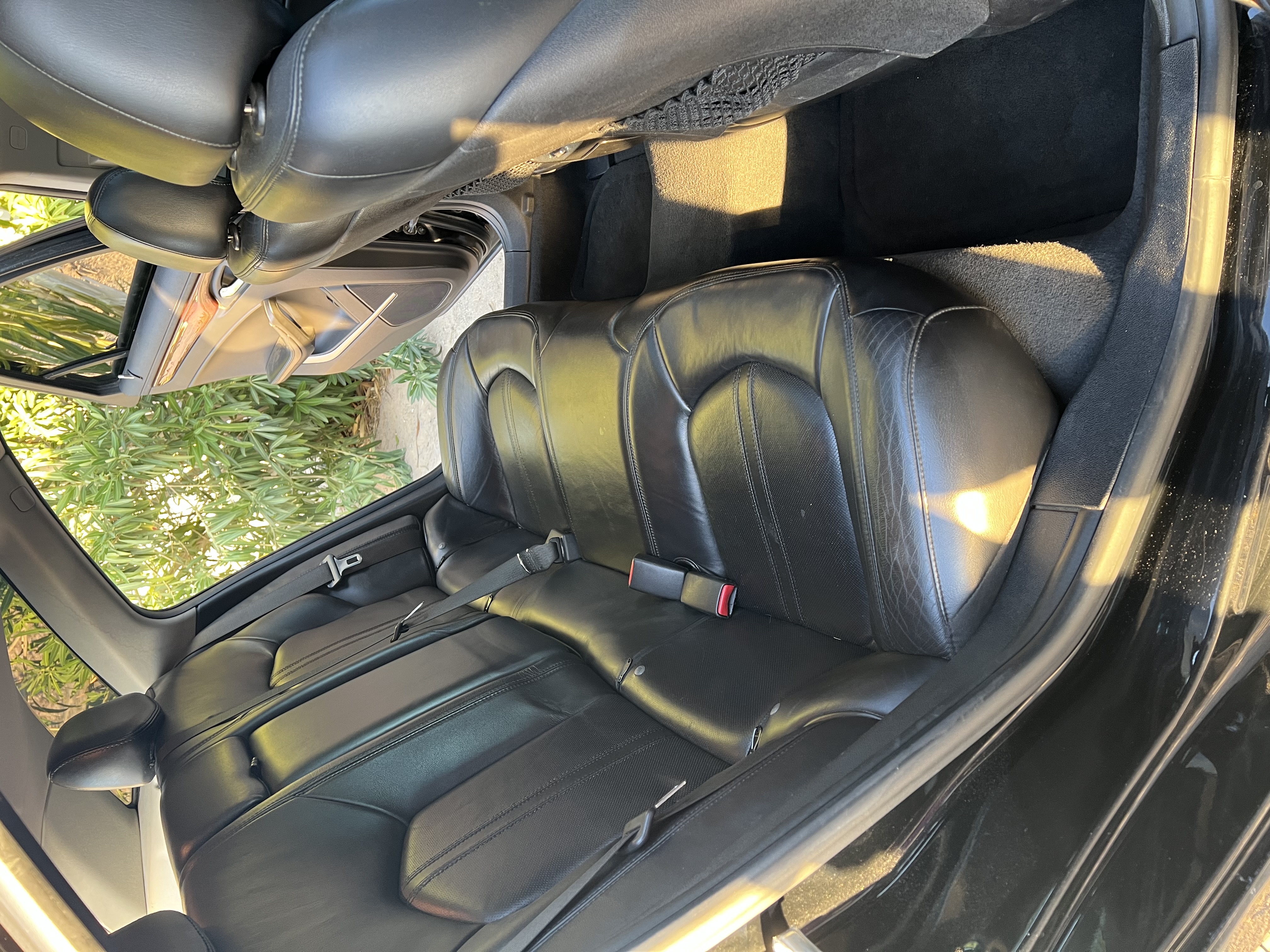 Used 2010 Cadillac CTS Premium RWD image 16