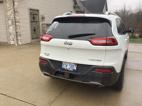 Used 2015 Jeep Cherokee Limited image 5