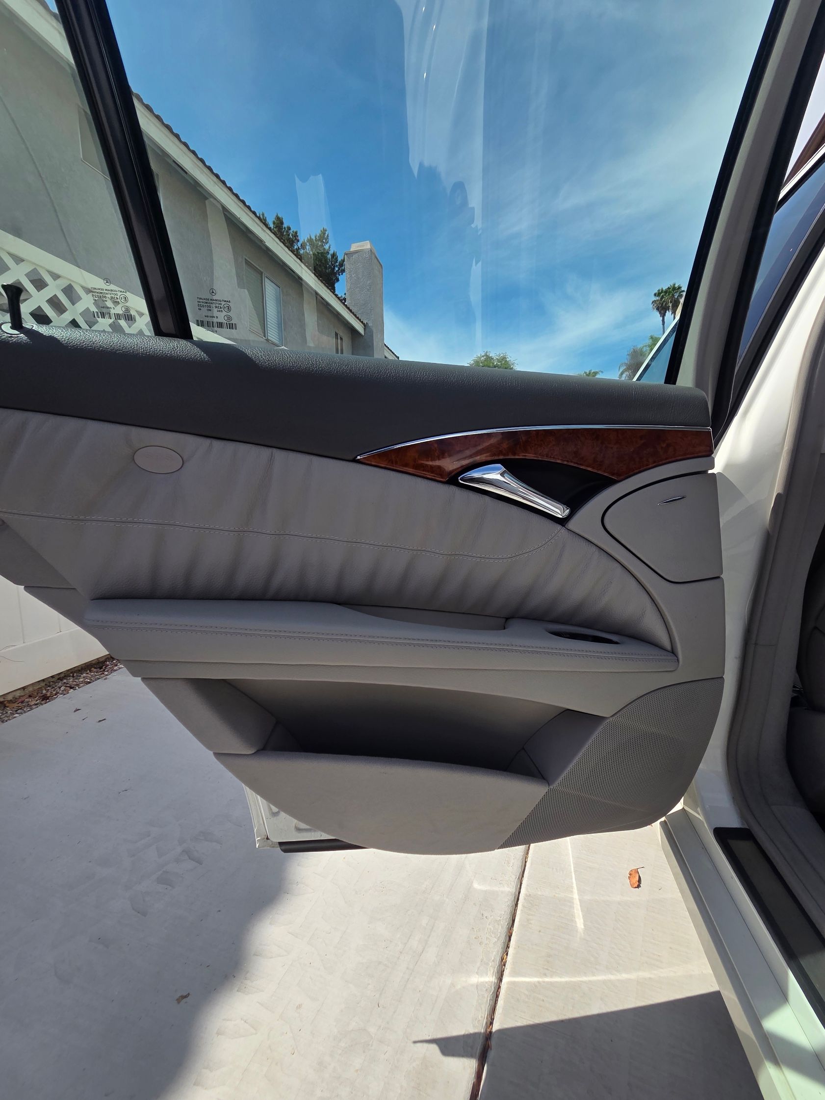 Used 2006 Mercedes-Benz E 320 CDI Sedan image 13