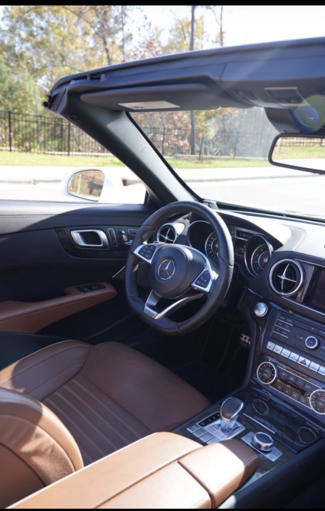 Used 2017 Mercedes-Benz SL 450 image 9