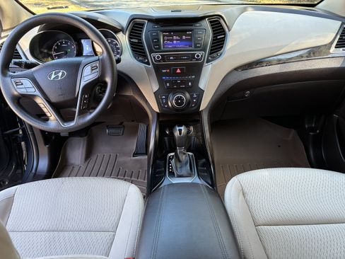 Used 2018 Hyundai Santa Fe Sport image 10