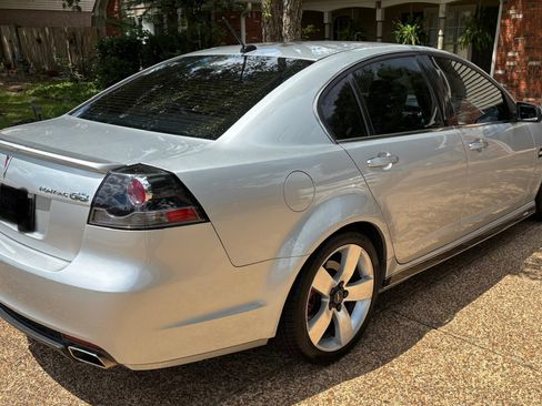 Used 2009 Pontiac G8 GT w/ Premium Package image 5