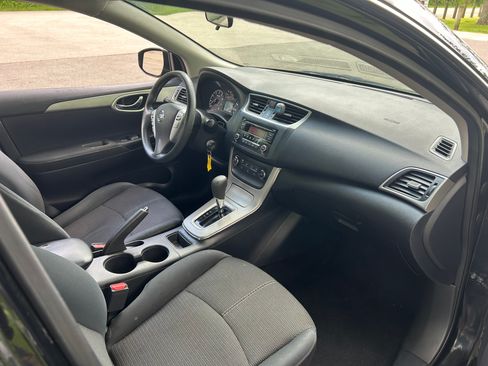 Used 2015 Nissan Sentra S FWD image 8