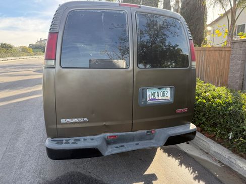 Used 2002 GMC Savana 2500 Passenger image 13