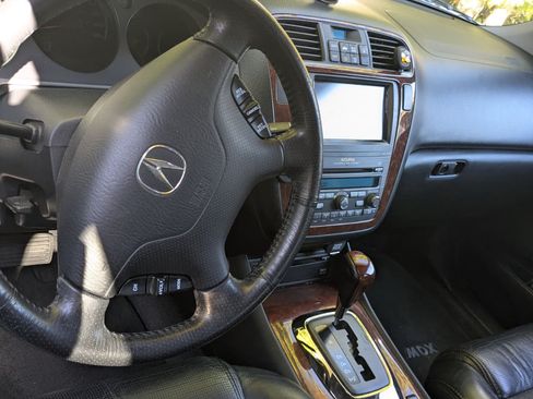 Used 2005 Acura MDX Touring AWD/4WD image 16