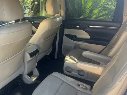 Used 2014 Toyota Highlander Limited