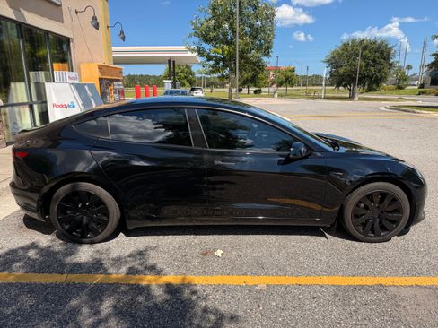 Used 2021 Tesla Model 3 Standard Range Plus RWD image 5