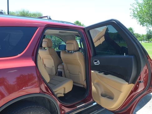 Used 2013 Dodge Durango Citadel w/ Technology Group RWD image 26