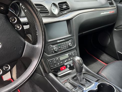 Used 2012 Maserati GranTurismo MC image 17