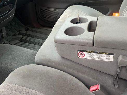 Used 2004 Toyota Tundra SR5 image 6