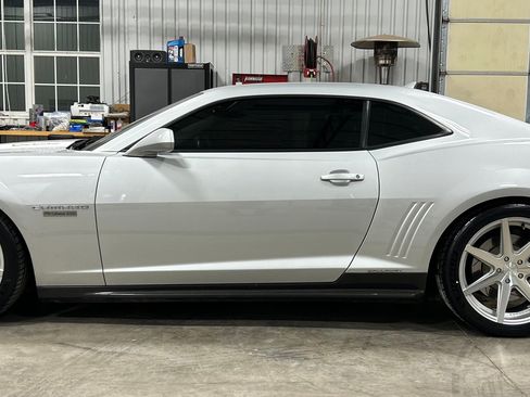 Used 2012 Chevrolet Camaro SS w/ RS Package image 10