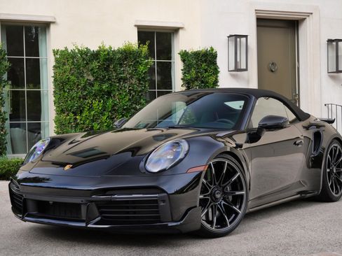 Used 2023 Porsche 911 Turbo S image 2