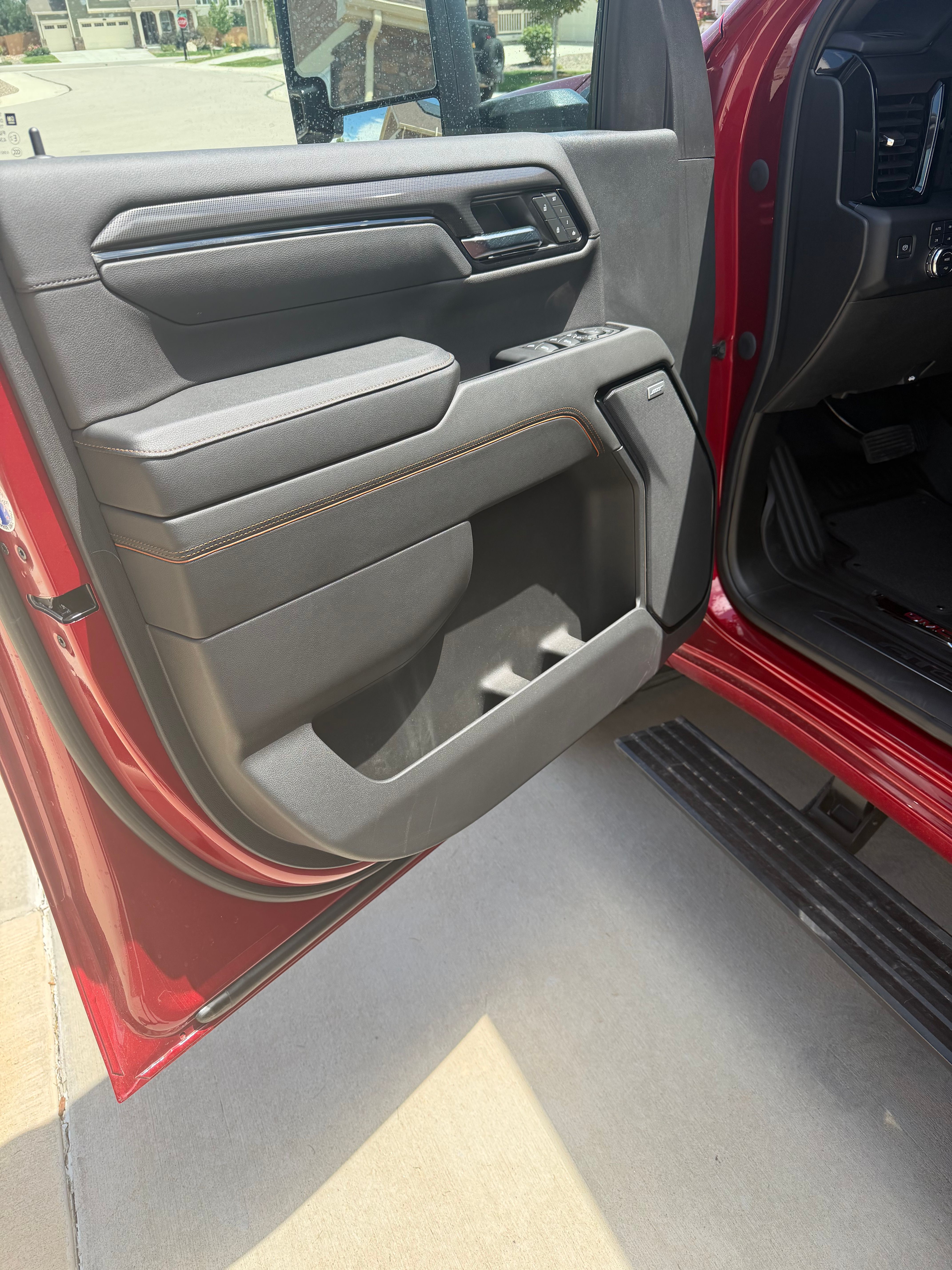 Used 2024 GMC Sierra 2500 AT4 w/ AT4 Premium Plus Package AWD/4WD image 18