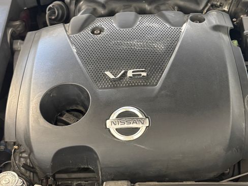 Used 2011 Nissan Maxima 3.5 SV w/ Premium Pkg FWD image 5