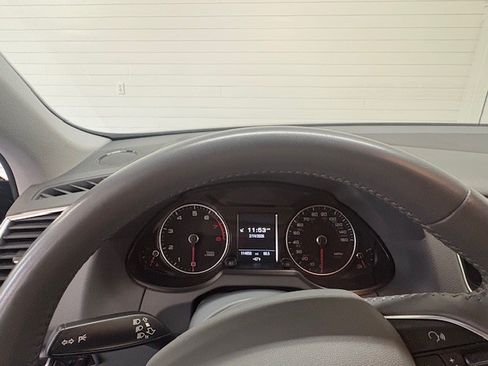 Used 2015 Audi Q5 2.0T Premium Plus w/ Technology Package image 5